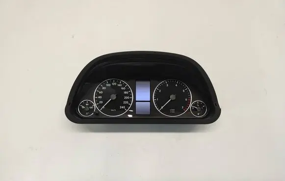 Speedometer (instrument cluster)