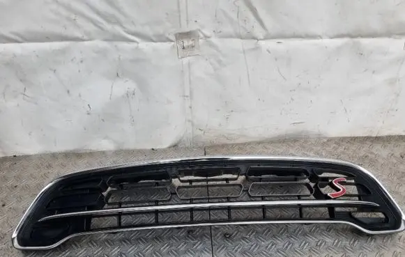 Mini Cooper Countryman R60 Front bumper upper radiator grill 9812890 9812862 9812891