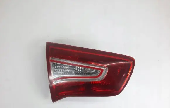 KIA Sportage Tailgate rear/tail lights