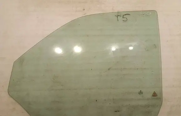 Volkswagen Transporter - Caravelle T5 Front door window/glass (coupe) DOT249M24AS2 E000269