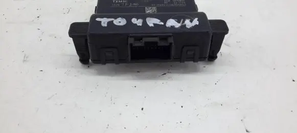 Volkswagen Touran I Gateway control module 1K0907530E 1K0907951