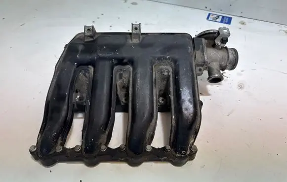 BMW 3 E46 A/C compressor mount bracket 7787319 7788194