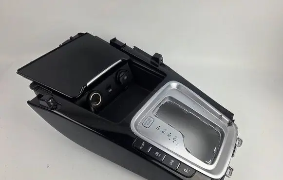 KIA Ceed Central console control unit 84652J7110 3569916 8465207110