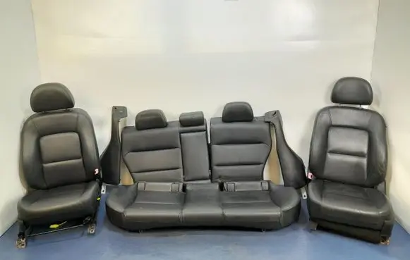Subaru Outback Seat set 