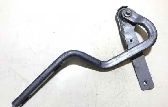Chrysler Voyager Tailgate/trunk/boot hinge
