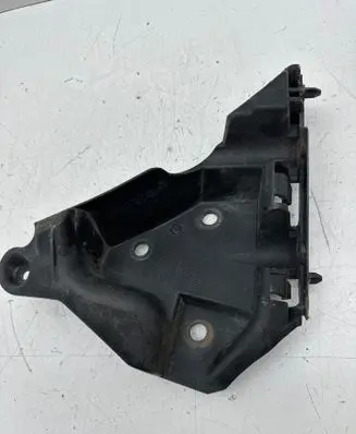 Volvo XC60 Front bumper mounting bracket 30764619