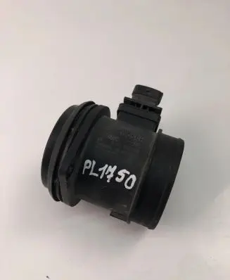 Volvo V70 Mass air flow meter 30677999