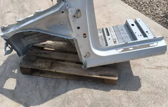 Tesla Model Y Front quarter panel