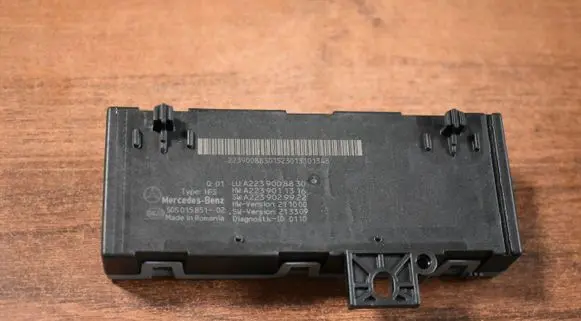 Mercedes-Benz S W223 Trunk lid opening control unit A223900883055