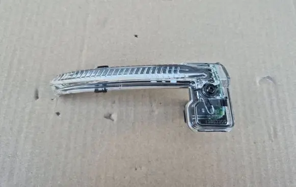 Renault Kadjar Mirror indicator light 12993280