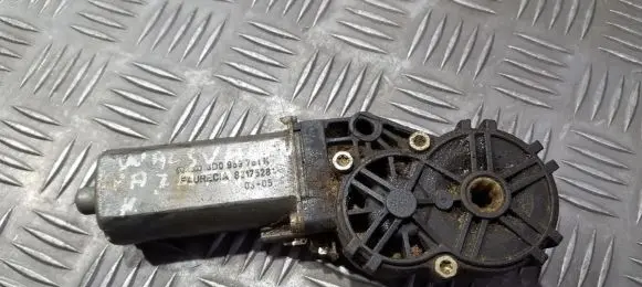 Volkswagen Phaeton Seat adjustment motor 0390201963 3D0959761K
