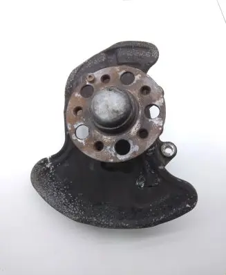 Mercedes-Benz C W204 Front wheel hub