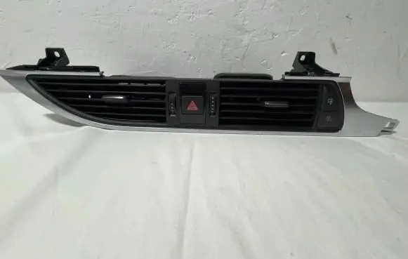 Audi A7 S7 4G Dash center air vent grill 9026300