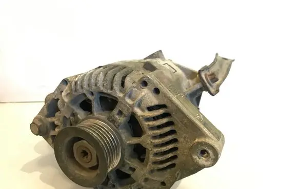 Opel Sintra Generator/alternator 2808490A