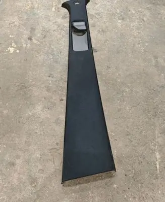 Mercedes-Benz ML W164 (B) pillar trim (top) A1646909825