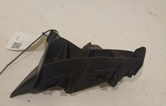 Lexus IS 220D-250-350 Rear bumper mounting bracket 5256253030