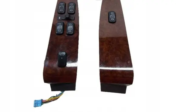 Mercedes-Benz S W220 Quarter vent window switch 