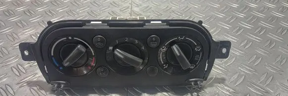 Suzuki SX4 Air conditioner control unit module 