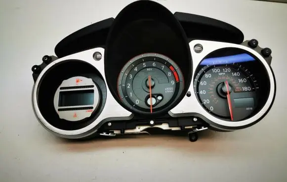 Nissan 370Z Speedometer (instrument cluster) 0904100003 1BL0DM0KGM 1BL0DM