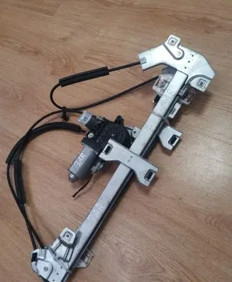 Citroen Berlingo Front door window regulator with motor