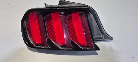Ford Mustang VI Rear/tail lights GR3B13B505A