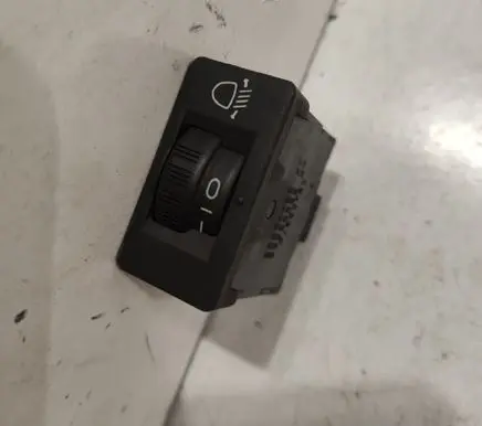 Citroen C2 Headlight level height control switch 96384422