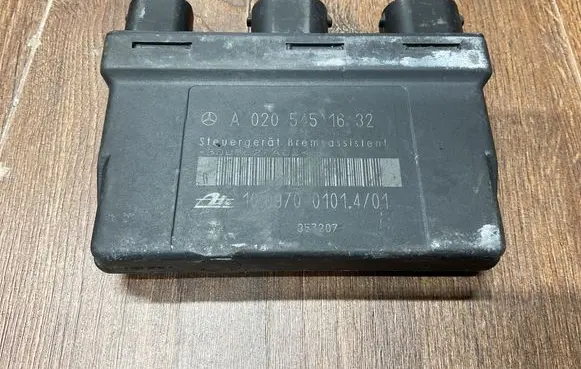 Mercedes-Benz E W210 Other control units/modules A0205451632