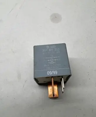 Audi A3 S3 8L Other relay 357911253 050237003
