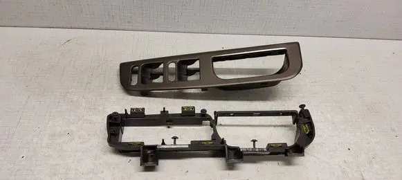 Volkswagen Golf IV Front door window switch trim 3B1867171C 1J1867179A 3B0867175A