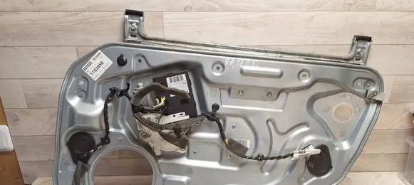 Volvo V50 Front door window regulator with motor 8679081 992746100