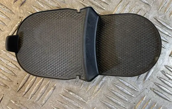 Mercedes-Benz B W246 W242 Cup holder pad/mat A2466830394 1206856 0524610029