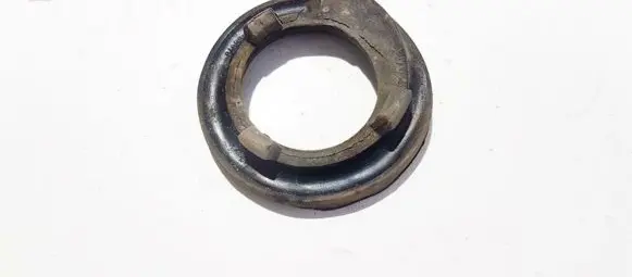 Toyota Yaris Front coil spring rubber mount 482570d010 48257-0d010
