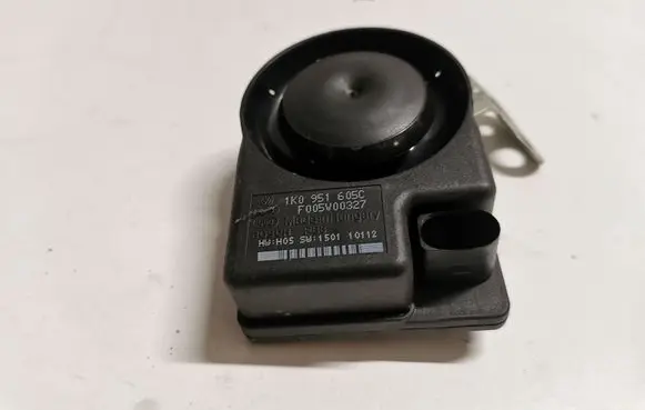 Audi A5 8T 8F Alarm system siren 1K0951605C
