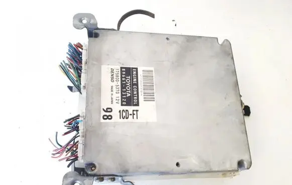 Toyota Corolla Verso E121 Engine control unit/module 8966113120 89661-13120