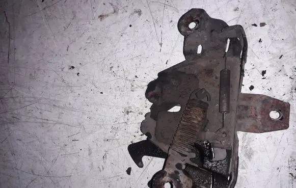 Mitsubishi Space Star Engine bonnet/hood lock/catch