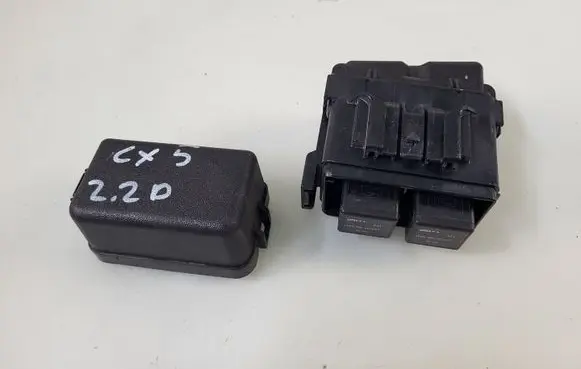 Mazda CX-5 Relay mounting block KD62-66750