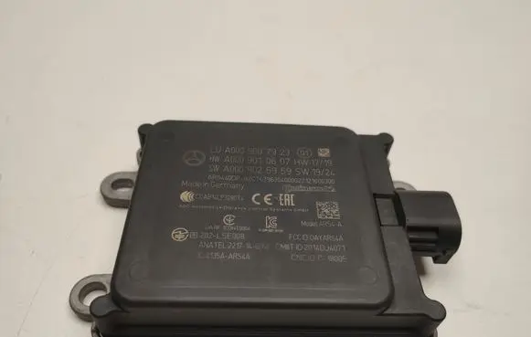 Mercedes-Benz EQC Distronic sensor radar A0009007923