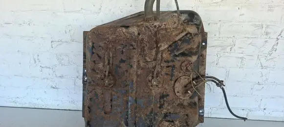 Mitsubishi Pajero Fuel tank 