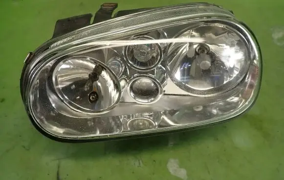 Volkswagen Golf IV Headlight/headlamp