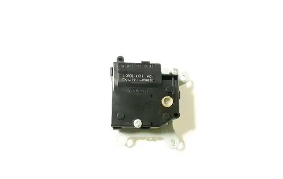 Lexus CT 200H Air flap motor/actuator 0638001100