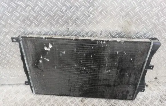Skoda Octavia Mk2 (1Z) Coolant radiator 1k0121253aa
