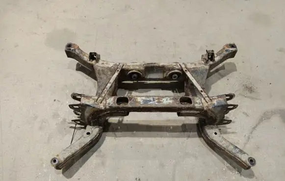 Chevrolet Captiva Rear subframe 