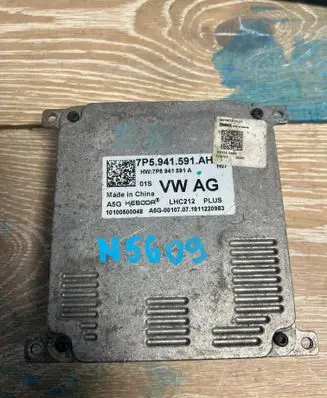 Seat Ibiza V (KJ) Voltage converter/converter module 7P5941591AH 7P5941591A 10100500048