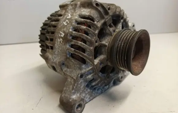 Audi A4 S4 B5 8D Generator/alternator 058903016E