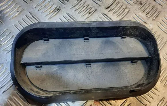 Audi A3 S3 8V Quarter panel pressure vent 6R0819465