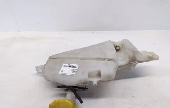 Renault Scenic I Windshield washer fluid reservoir/tank 7700843902 7701708171