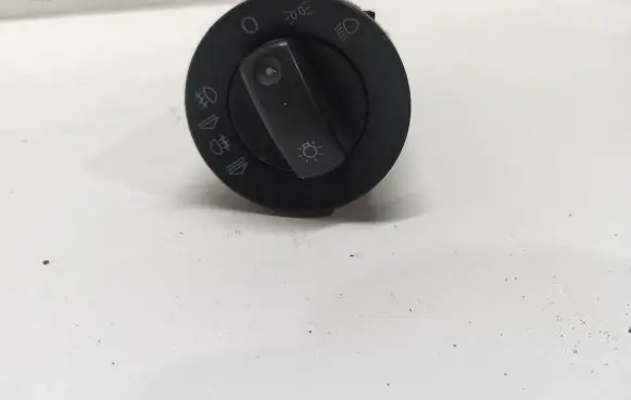 Audi A4 S4 B7 8E 8H Light switch 8E0941531C K0285