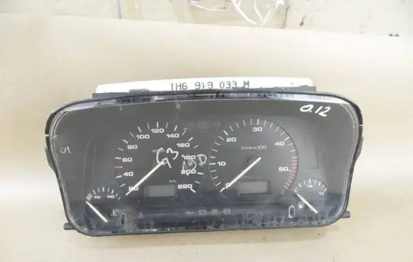Volkswagen Golf III Speedometer (instrument cluster) 1H6919033M