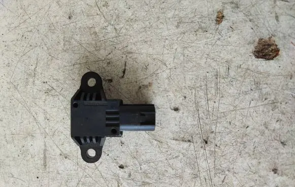 Ford Mustang VI Airbag deployment crash/impact sensor DG1314C676AA 06062015