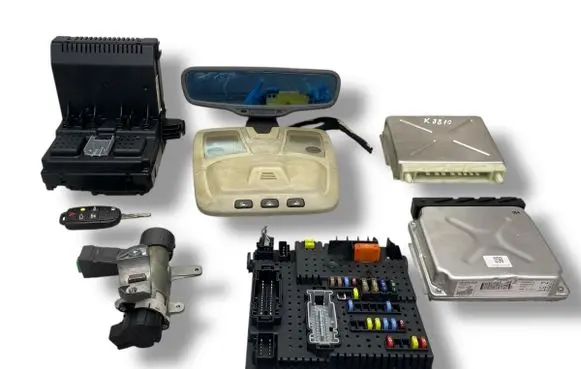 Engine ECU kit and lock set